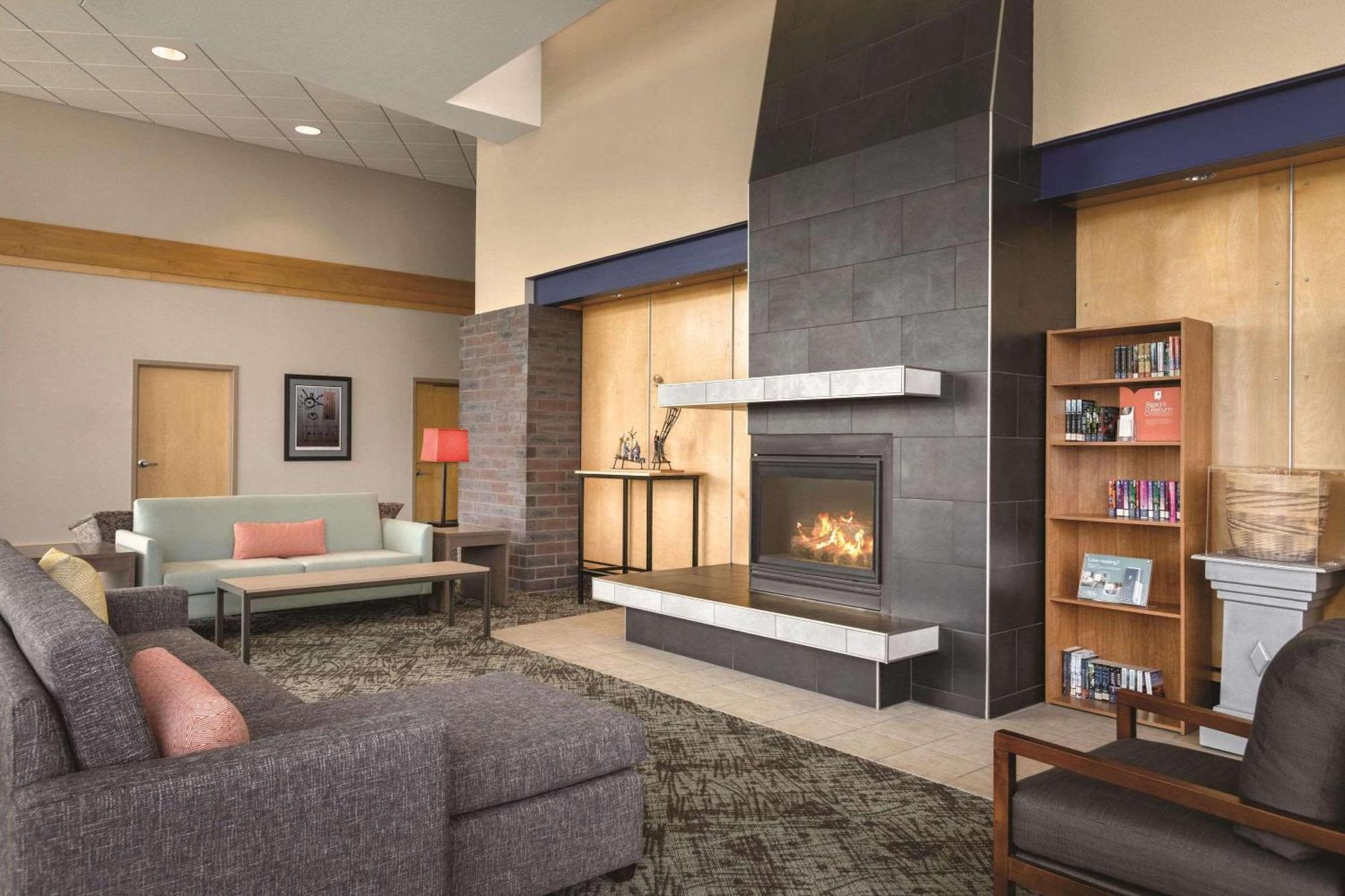 Country Inn & Suites By Radisson, Fergus Falls, Mn Экстерьер фото