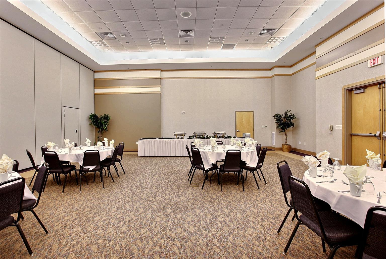 Country Inn & Suites By Radisson, Fergus Falls, Mn Удобства фото