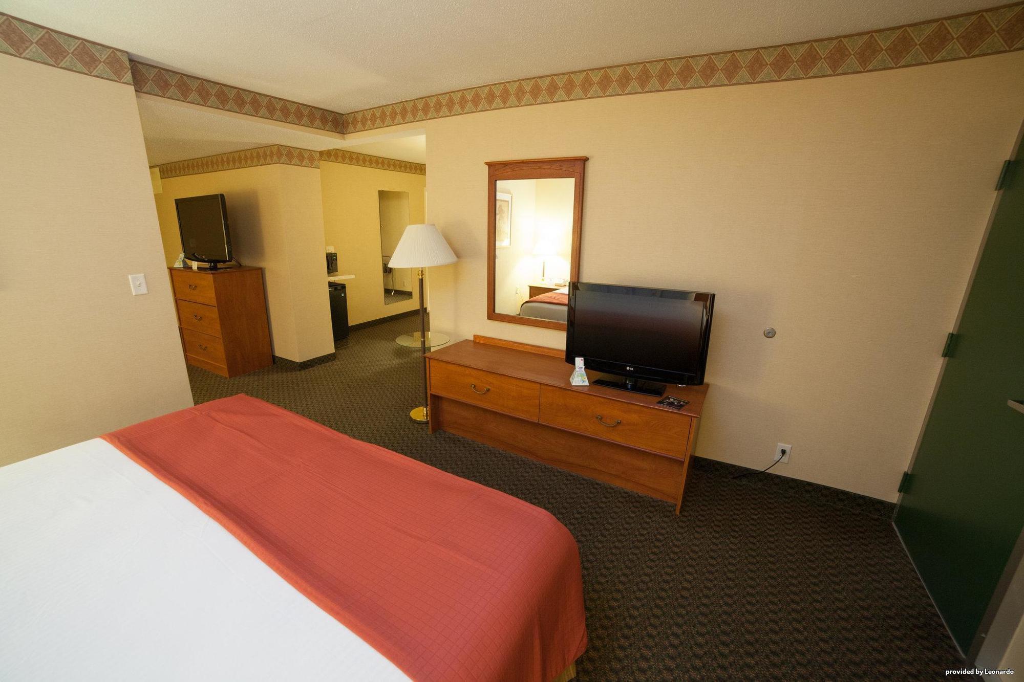 Country Inn & Suites By Radisson, Fergus Falls, Mn Экстерьер фото